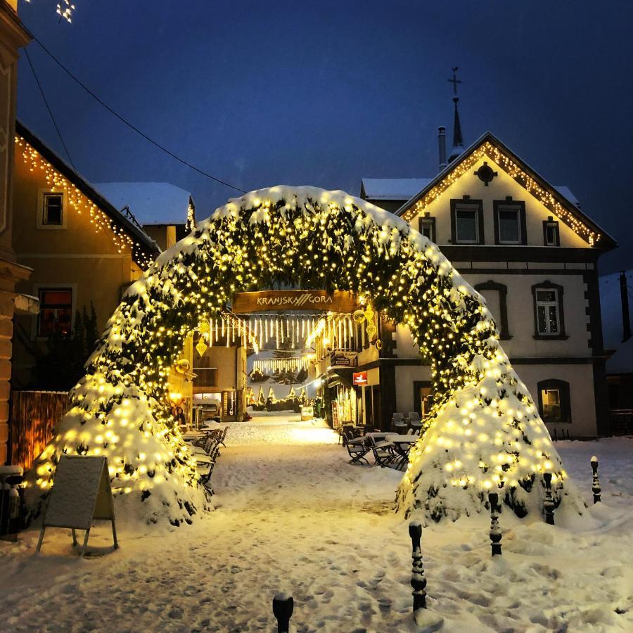 Ski And Bike Apartment Rusovc Kranjska Gora Buitenkant foto